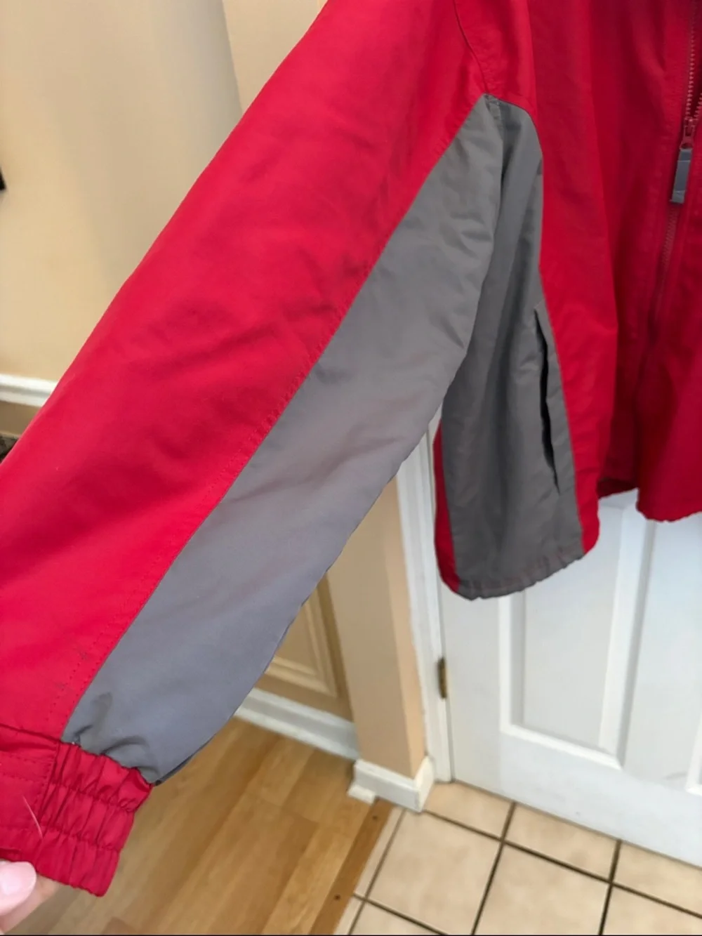Cabela’s men’s XL Red and Gray Hooded fleece-lined full-zip jacket.